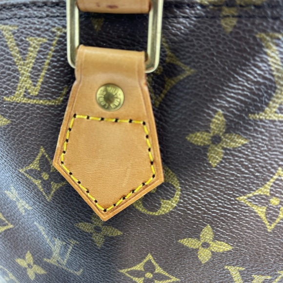 Loui Vuitton Alma in Monogram, with dust bag. - Picture 12 of 16